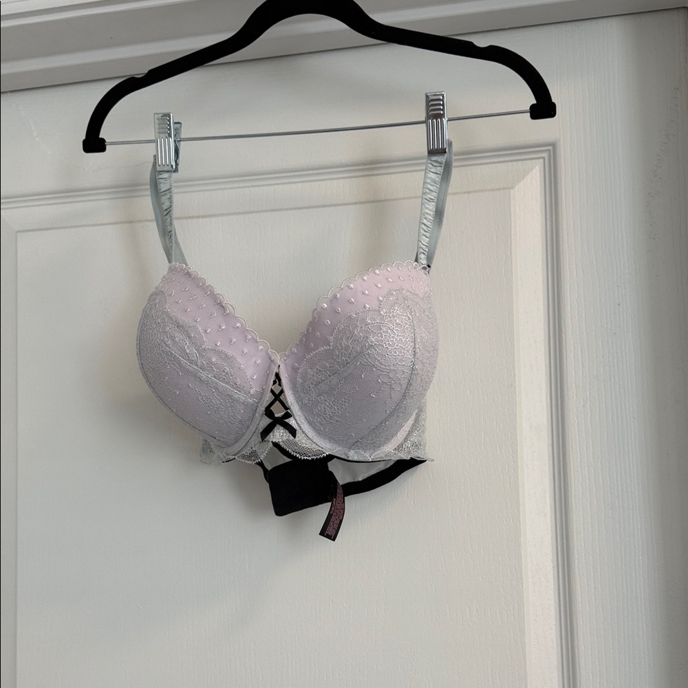 Victoria's Secret Lace Bra - White and Black